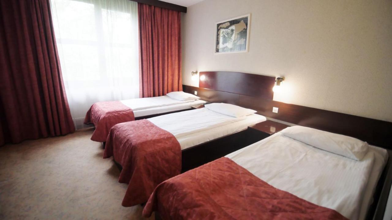 Go Resort Krakow Ngoại thất bức ảnh