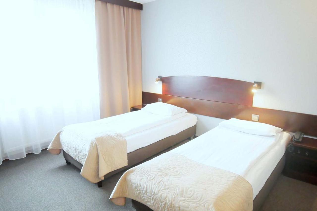 Go Resort Krakow Ngoại thất bức ảnh